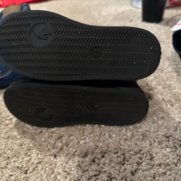 Boys Dress shoes size 10 and 12 both worn once - Picture 7 of 9